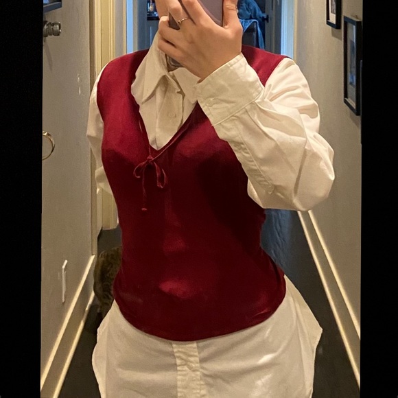 Red Silk Sweater Vest Banana Republic- Women’s XS - Picture 6 of 7